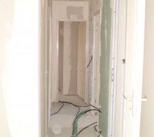 Le couloir desservant les chambres