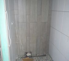 Douche salle de bain enfant
