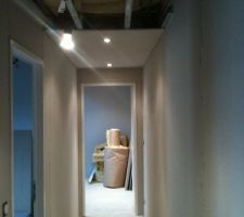 Pose plafond couloir