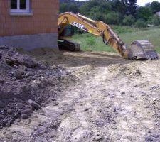 500m2 arrivés ce jour , on va pouvoir enlever les palettes hoaou!!!