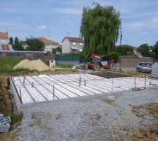Juste avant de couler la dalle    préparation de la terrasse