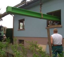 Mise en place d'un des nombreux IPN; 3 tonnes d'iPN au total, celui l&agrave; p&egrave;se 650 kg!