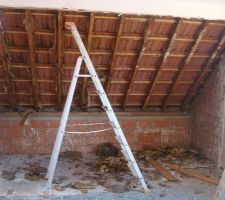 Chambre 2
d&eacute;molition cloison OUEST
suppression isolation