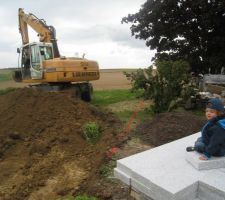 Attention, petit chef de chantier surveille si c'est bien fait ...