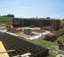 Coffrage des murs de la cave