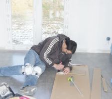 Pose du stratifi&eacute; dans la partie jour