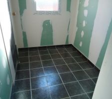 Sol de la salle de bain