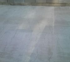 Dalle sèche FISSUREE