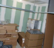 Livraison de notre cuisine, pose pr&eacute;vue la semaine prochaine