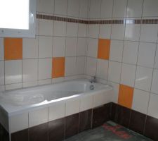 Fa&iuml;ence de la salle de bain.