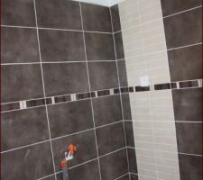 Vue cot&eacute; futur meuble
salle de bain, la partie dans le contrat constructeur est finis, reste ma partie...