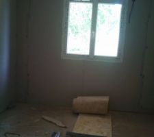 Re chambre parents, dos au dressing