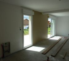 Peinture : vue de la cuisine sur la S&agrave;M