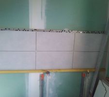 Mise en place Faience pour plan vasque SDB