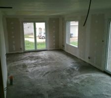 Chape "brute" réalisée au RDC.