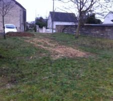 L'entr&eacute;e du terrain