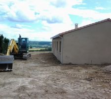 Terrassement du terrain 
2eme jour
