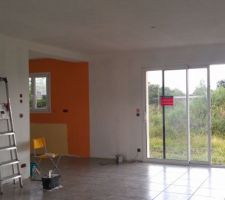 Sous-couche s&eacute;jour avec vue vers la cuisine