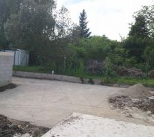 Allée en concassé de béton