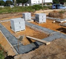 Ca y est , les fondations sont coul&eacute;es