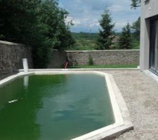 Remblais autour piscine