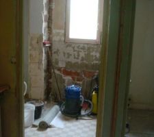 Salle de bain démolition cloison