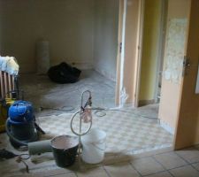 Salle de bain démolition cloison