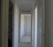 Bande de placo couloir