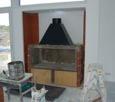 La mise en place de la cheminée