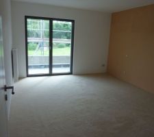 Moquette et porte chambre parents