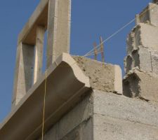 Les corniches sont enfin posées !