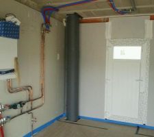 Merci à TD57 pour la pose du tube de 315 servant de trappe à linge...efficace, rapide si certains sont interressés pour xxx euros il se fera un plaisir de vous le faire...merci encore mr!