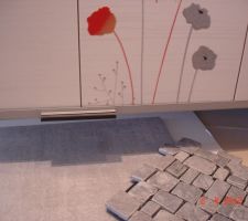 Fa&iuml;ence de la salle d'eau
carrelage sol   galet pour la douche &agrave; l'italienne