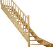 Escalier 1/4 tournant en bois exotique pour monter à l'étage (photo non contractuelle)