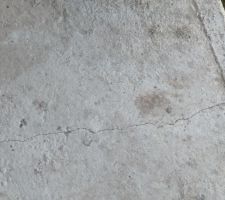 1 des 4 fissures terrasse.