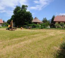 Pelleteuse sur le terrain