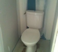 Les toilettes sont finalement arrivées...