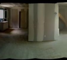 Pano depuis le milieu du salon... ça paraît bien plus grand que ça ne l'est en réalité!