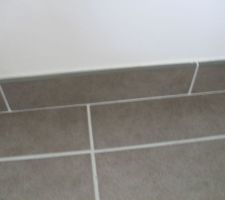 Alors la encore très surpris, les pleintes ne sont pas alignées sous le carreau!