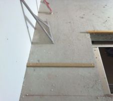 Espace pour panneaux coulissants de placard