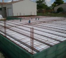 Mise en place du vide sanitaire avant la chape 13   4   2,5.