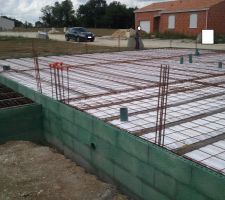 Mise en place du vide sanitaire avant la chape 13   4   2,5.