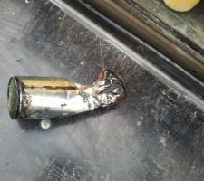 Bombe de traçage de chantier qui était dans nos canalisations