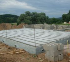 Dalle ecolox terminée !
On distingue derrière la partie garage.