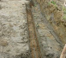 Pose des ferrailles dans les semelles