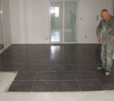 Carrelage dans la Salle a manger