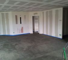 Chape béton avant pose carrelage