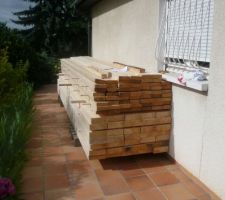 Un peu de bois pour plancher et ossature mur