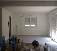 Sous couche ok dans la salle à manger !