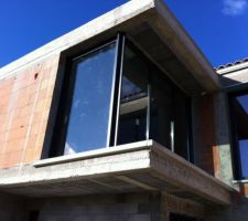 Le cube avec ses fenêtres.